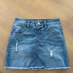 Girls Destructed denim skirt